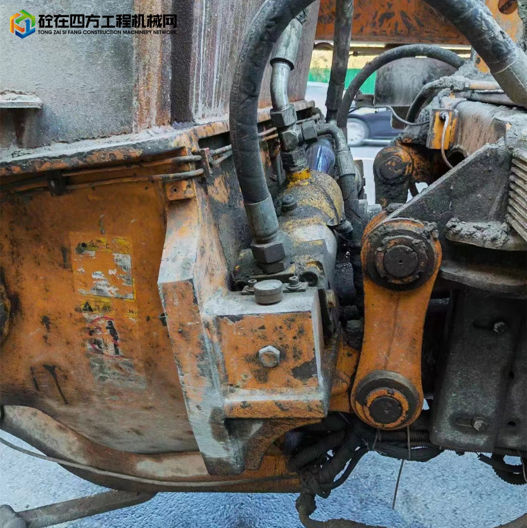 https://images.tongzsf.com/tong/truck_machine/20221027/1635a245a04d1f.jpg