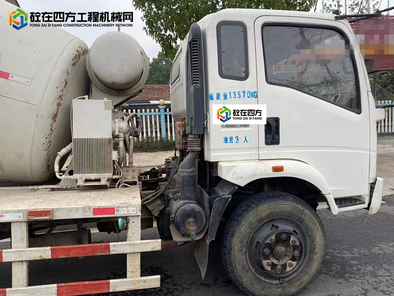 https://images.tongzsf.com/tong/truck_machine/20221027/1635a38b324b67.jpg