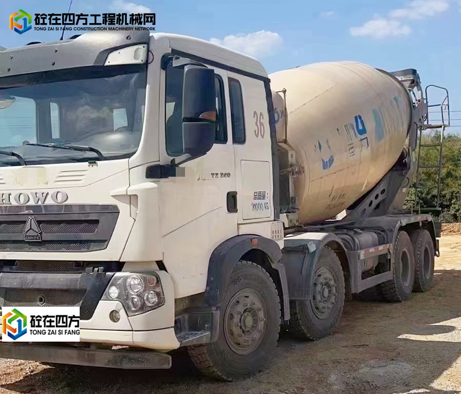 https://images.tongzsf.com/tong/truck_machine/20221027/1635a3dc8dc32e.jpg
