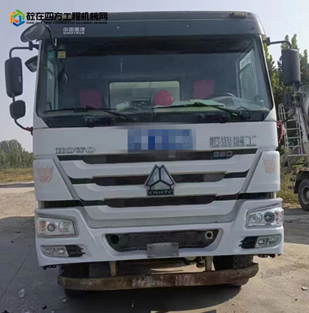 https://images.tongzsf.com/tong/truck_machine/20221027/1635a47769ce1a.jpg