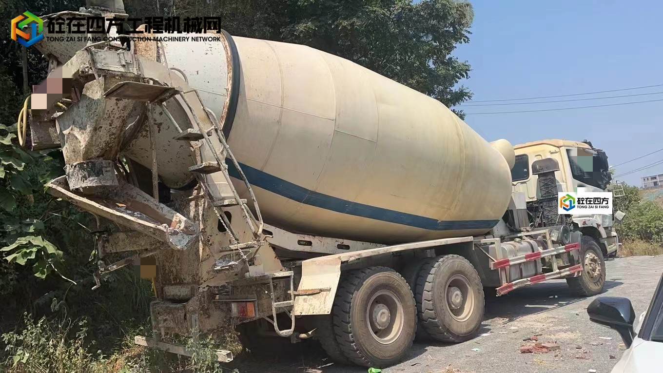 https://images.tongzsf.com/tong/truck_machine/20221028/1635b43a791f4e.jpg