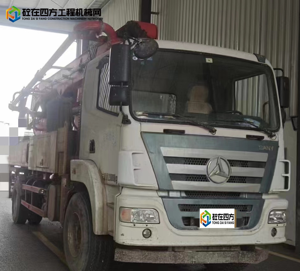 https://images.tongzsf.com/tong/truck_machine/20221028/1635b8d153890d.jpg