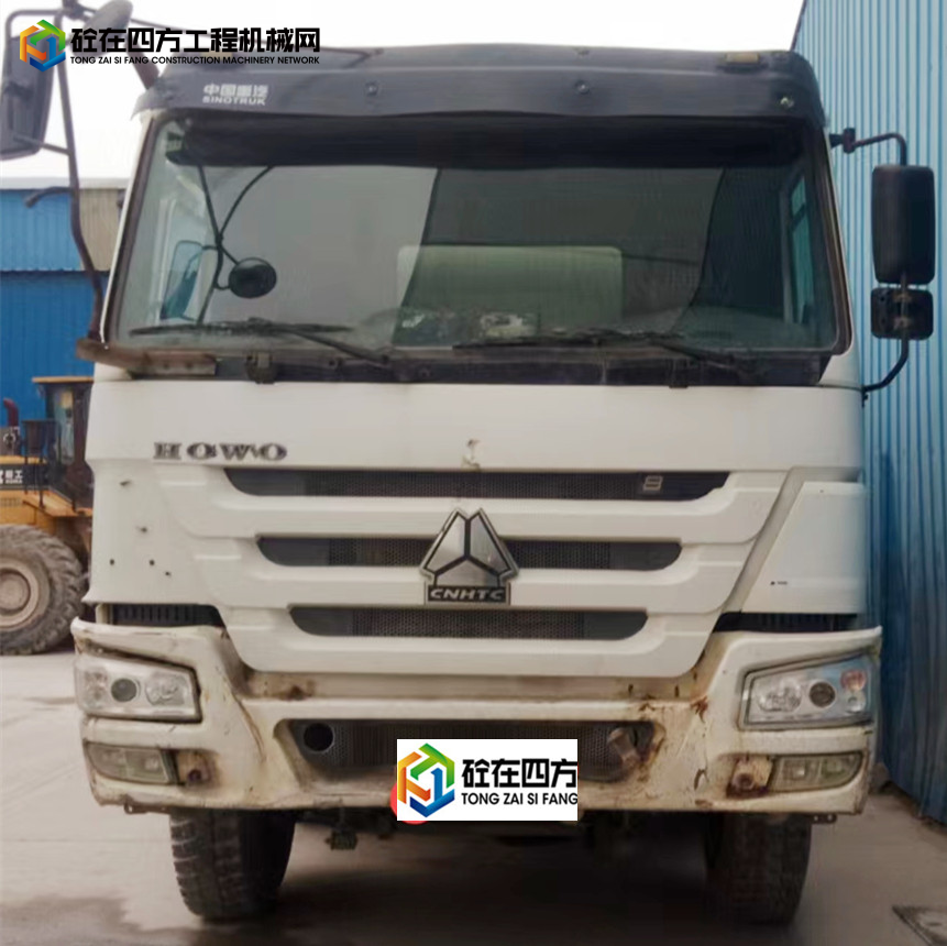 https://images.tongzsf.com/tong/truck_machine/20221028/1635b93bab1e7c.jpg