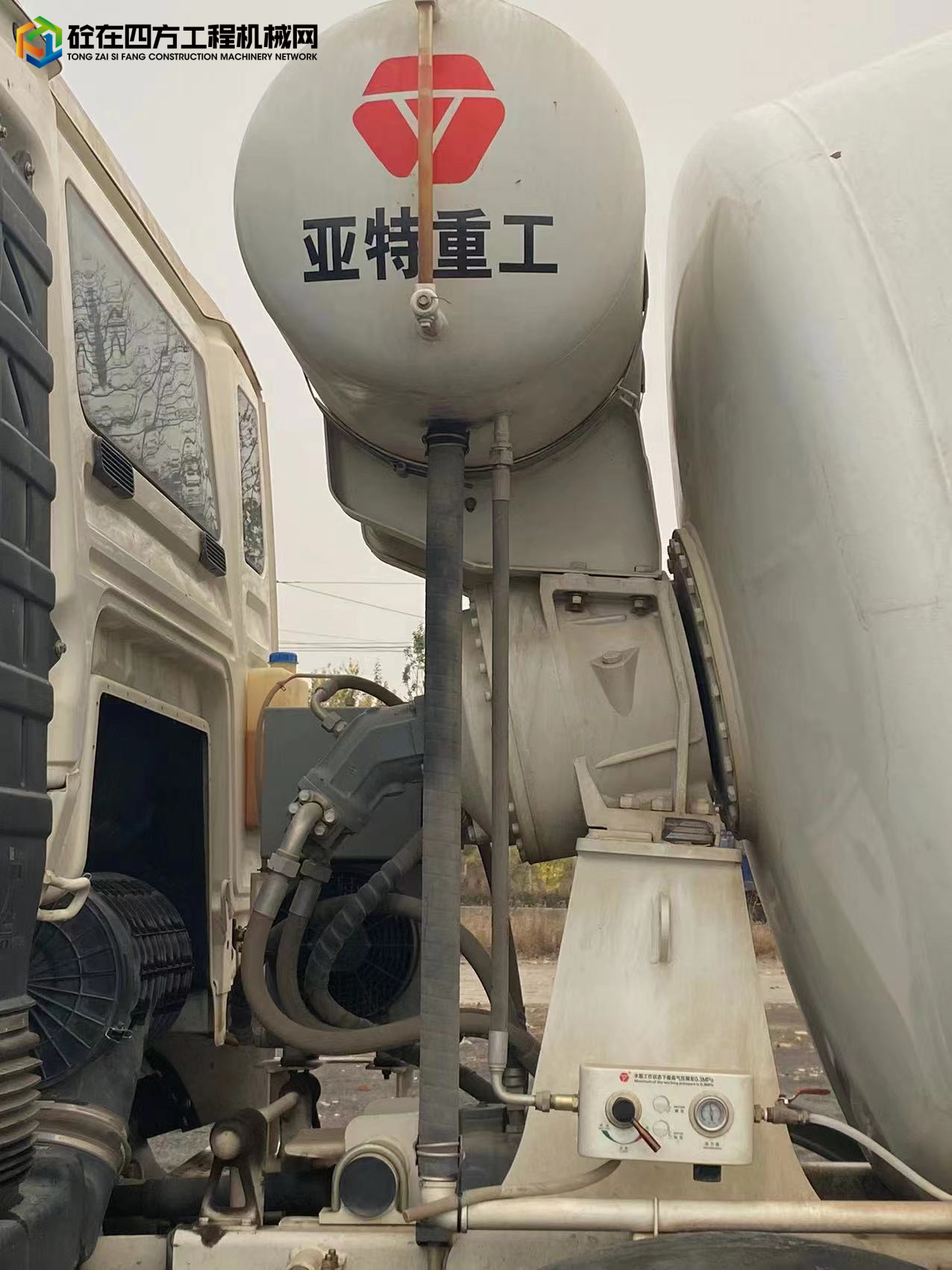 https://images.tongzsf.com/tong/truck_machine/20221029/1635cf685400c4.jpg