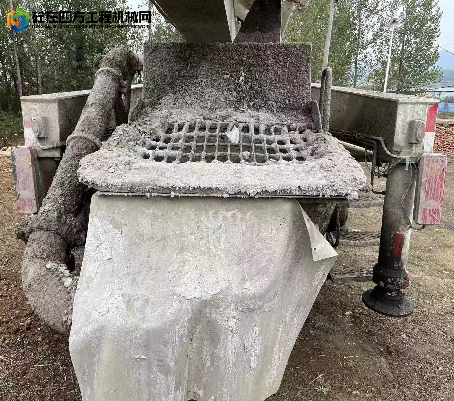 https://images.tongzsf.com/tong/truck_machine/20221031/1635f422404672.jpg