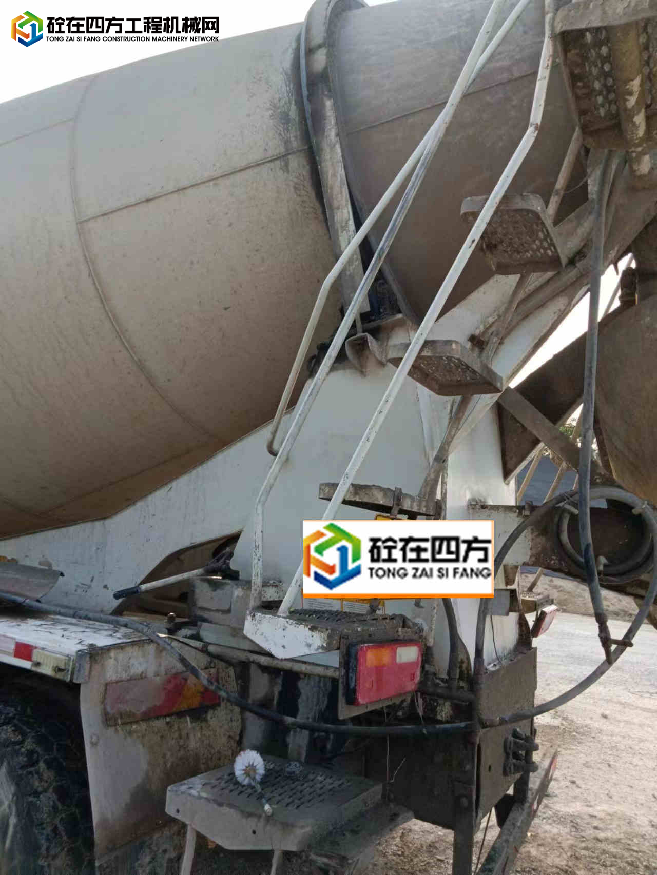 https://images.tongzsf.com/tong/truck_machine/20221031/1635f7d815e46c.jpg