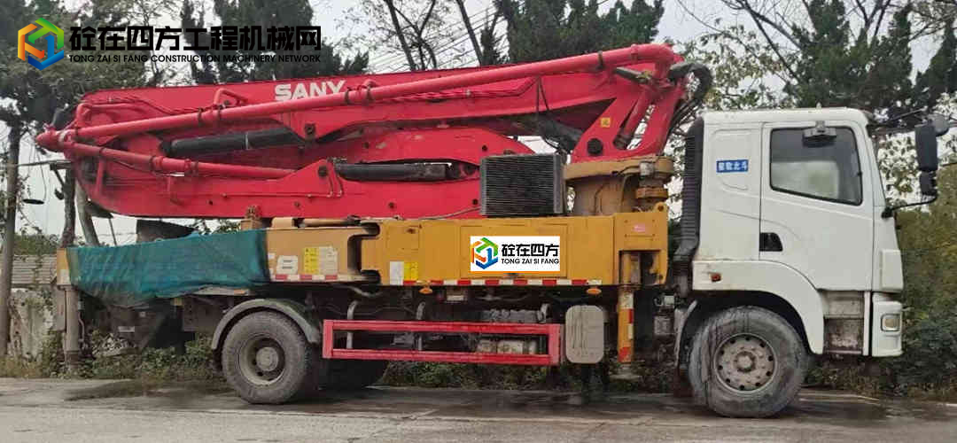 https://images.tongzsf.com/tong/truck_machine/20221031/1635f9760eaf1a.jpg