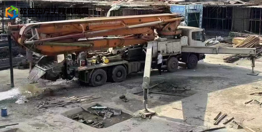 https://images.tongzsf.com/tong/truck_machine/20221031/1635f9ba6c34e2.jpg