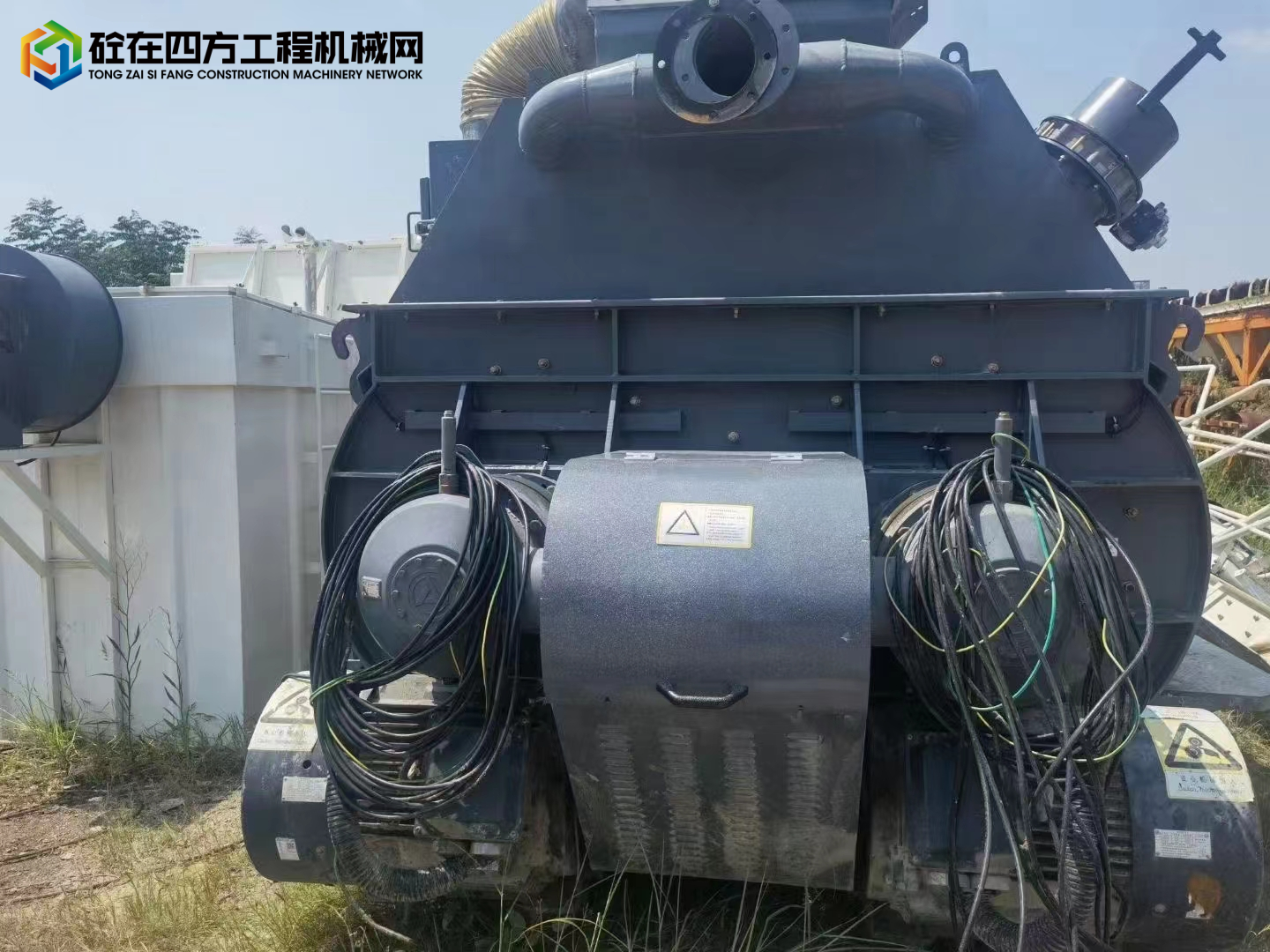 https://images.tongzsf.com/tong/truck_machine/20221031/1635fe3daf3d22.jpg
