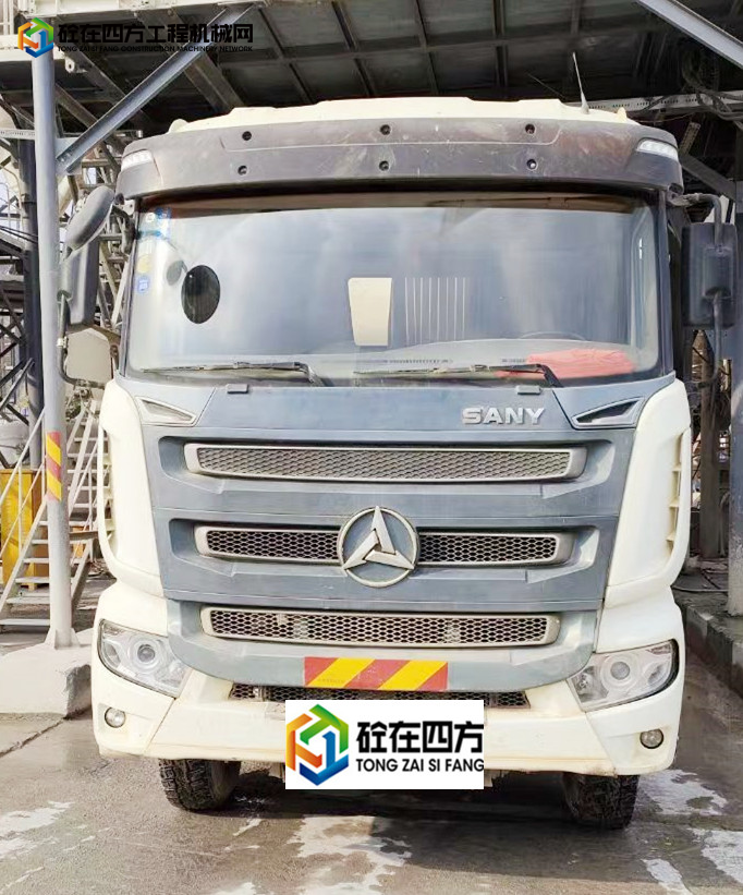 https://images.tongzsf.com/tong/truck_machine/20221102/163620e5d952aa.jpg