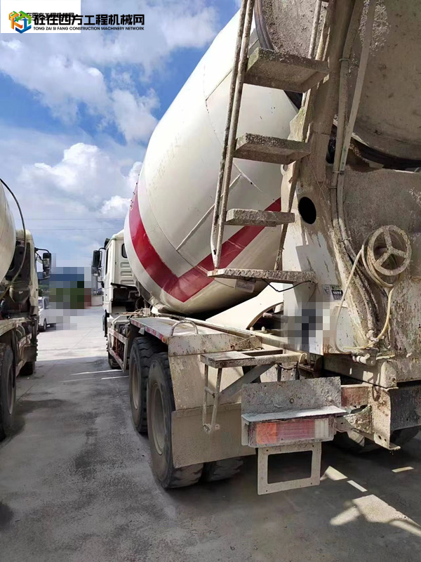 https://images.tongzsf.com/tong/truck_machine/20221104/16364d3706fb94.jpg