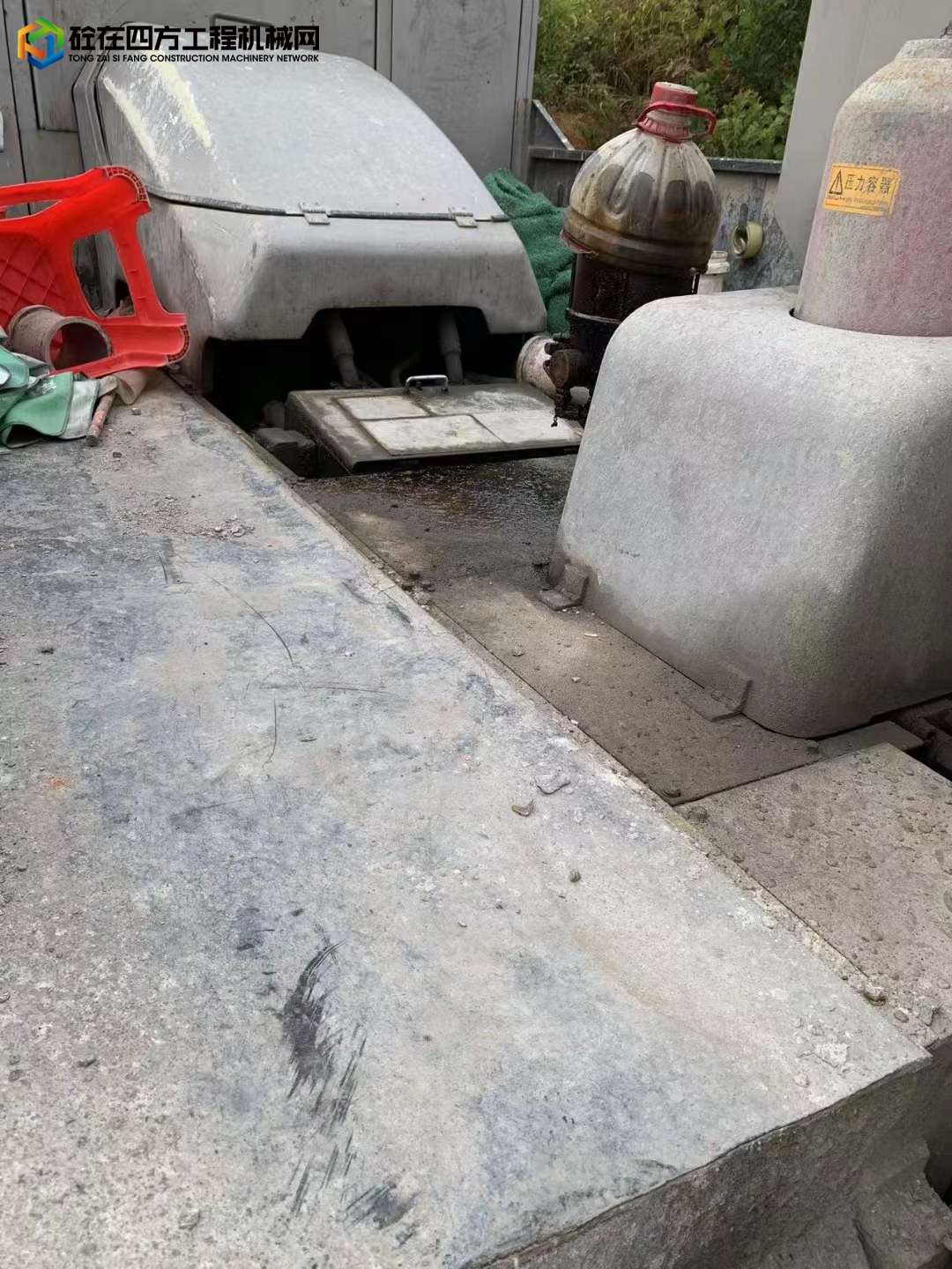 https://images.tongzsf.com/tong/truck_machine/20221107/16368d6323bd17.jpg