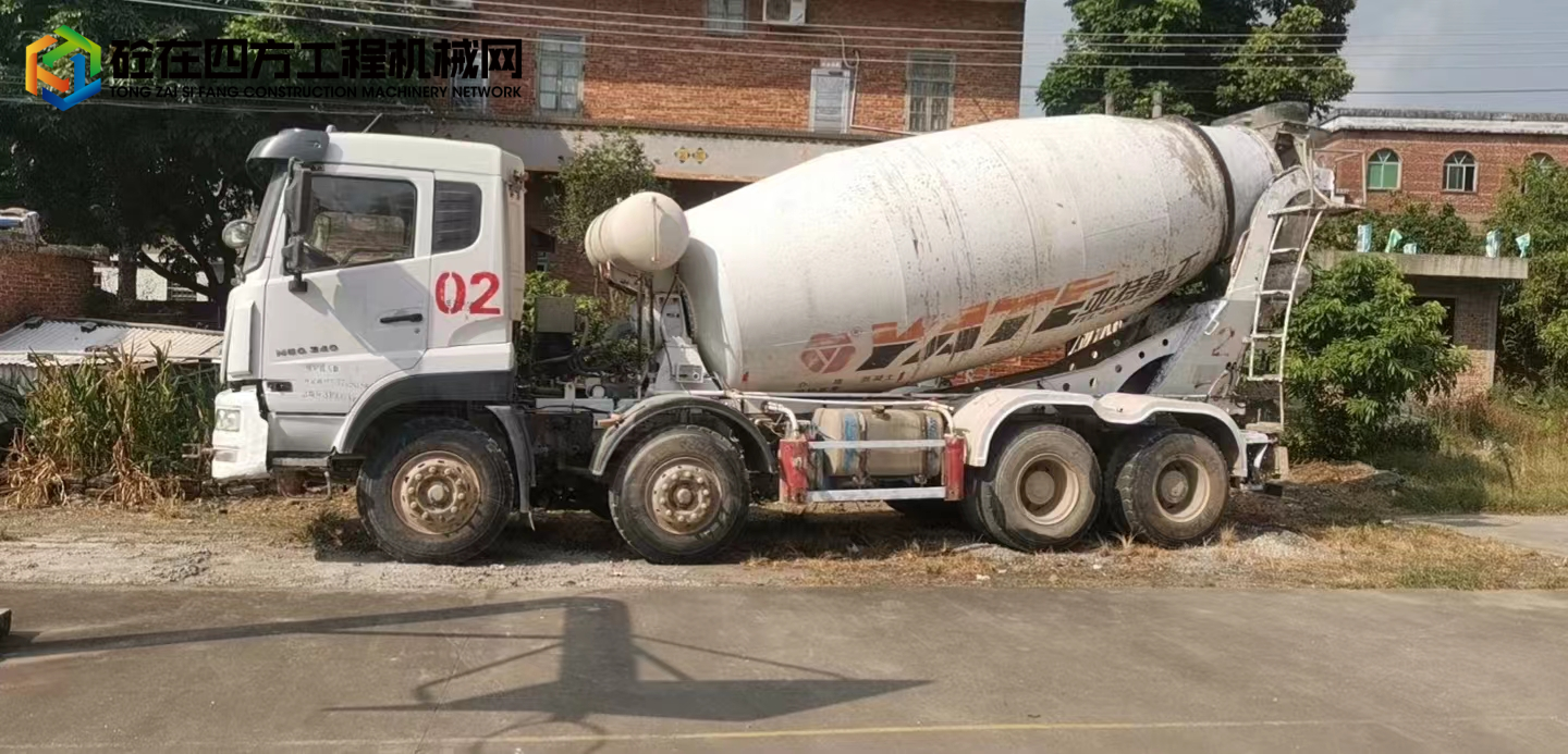 https://images.tongzsf.com/tong/truck_machine/20221114/16371a44c59d3a.jpg