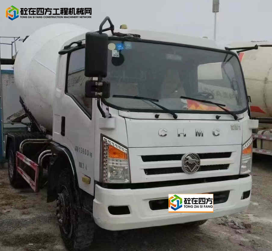 https://images.tongzsf.com/tong/truck_machine/20221114/16371d5d486606.jpg