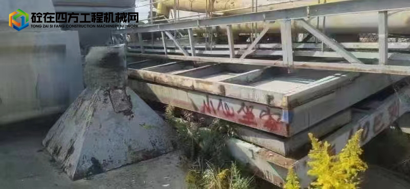 https://images.tongzsf.com/tong/truck_machine/20221115/16373622560c30.jpg