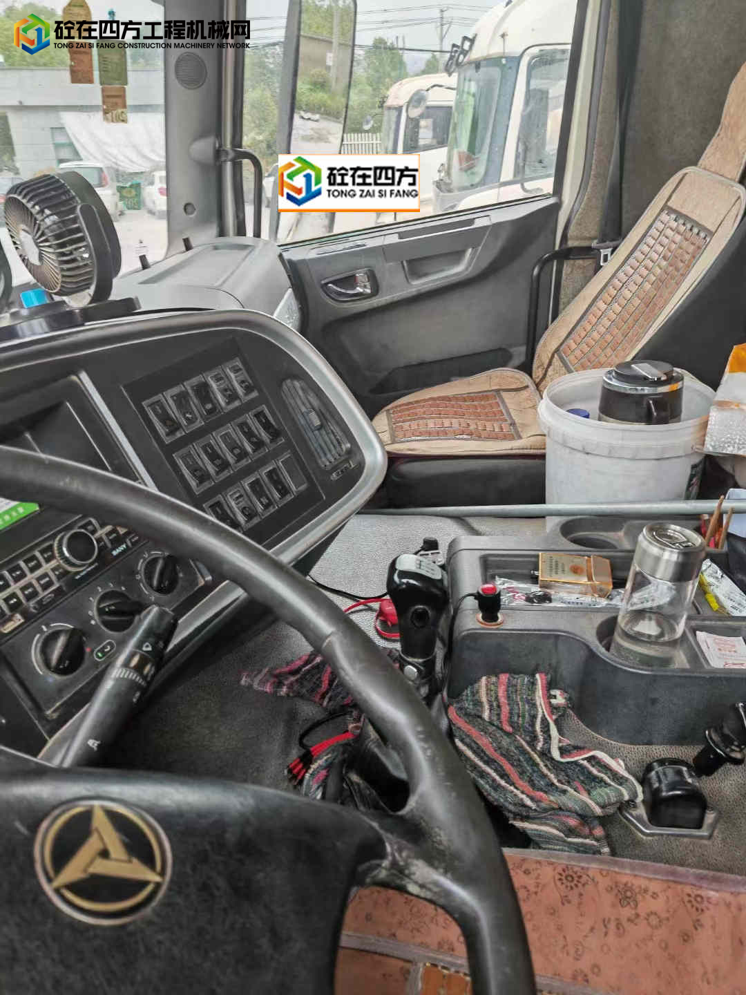 https://images.tongzsf.com/tong/truck_machine/20221123/1637d7e7891aa9.jpg
