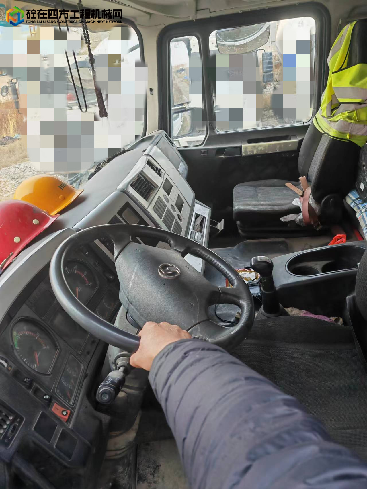 https://images.tongzsf.com/tong/truck_machine/20221125/1638080ccced88.jpg
