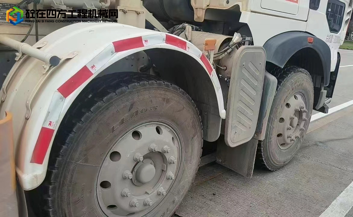 https://images.tongzsf.com/tong/truck_machine/20221128/163845029ef4bd.jpg