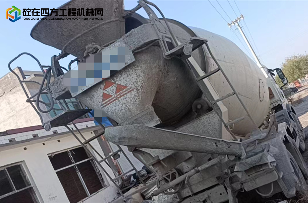 https://images.tongzsf.com/tong/truck_machine/20221128/16384677eccebc.jpg