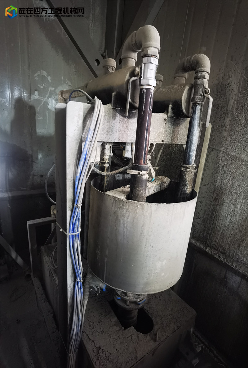 https://images.tongzsf.com/tong/truck_machine/20221130/16386abd03140f.jpg