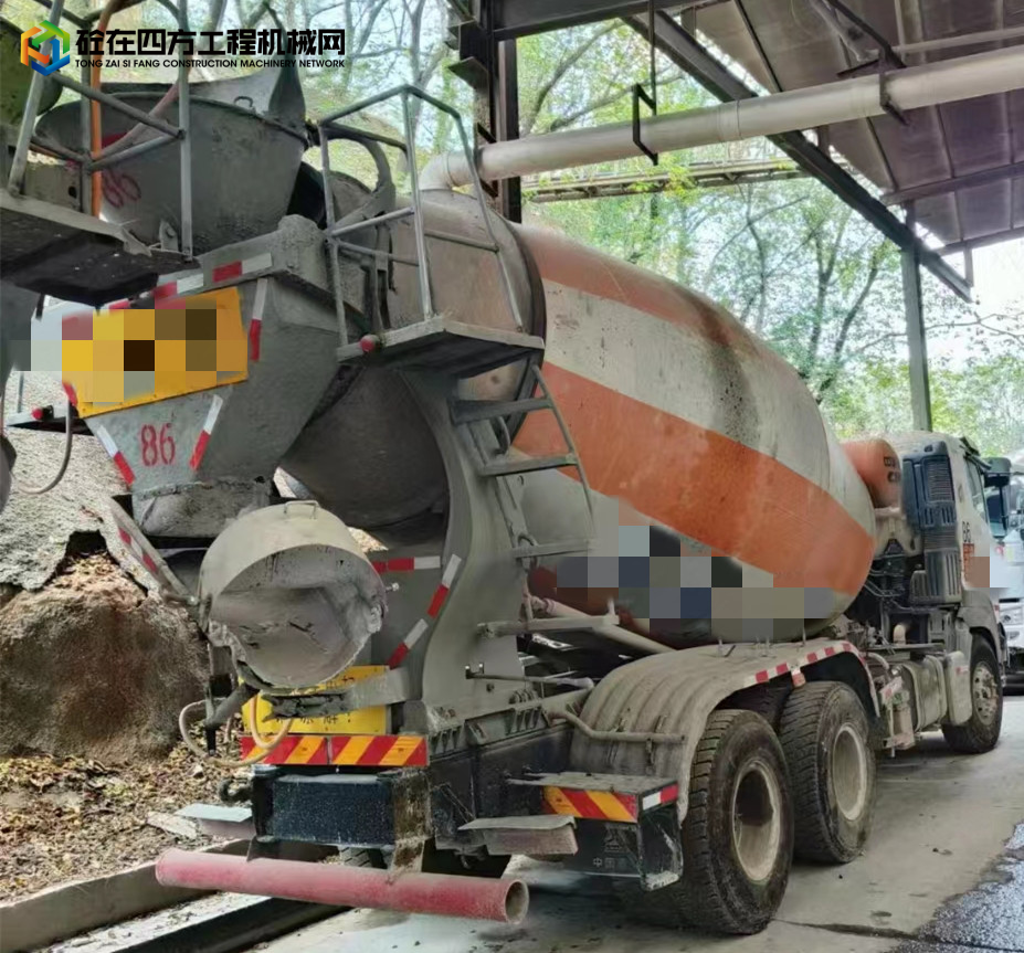 https://images.tongzsf.com/tong/truck_machine/20221130/16386b3fe74432.jpg