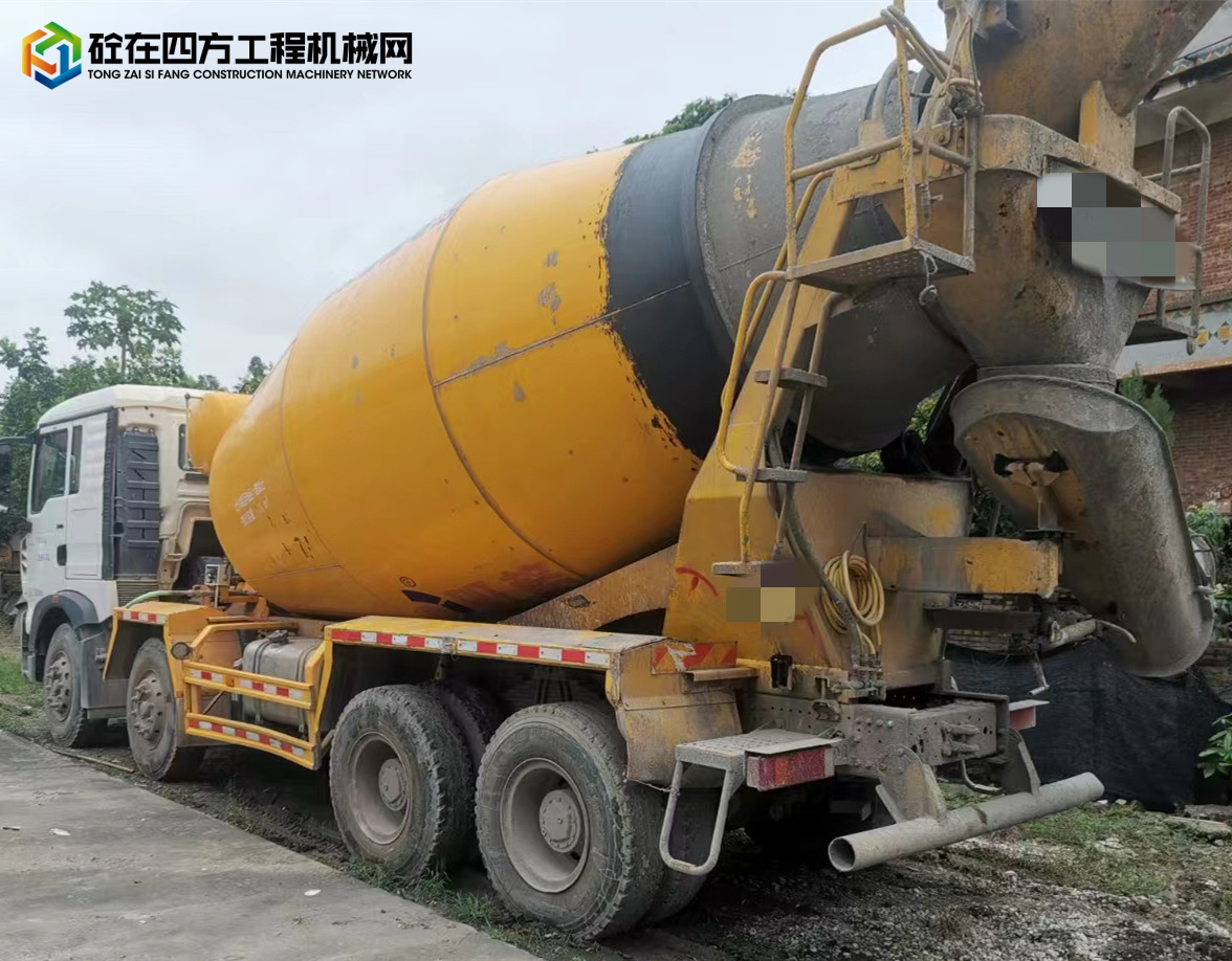 https://images.tongzsf.com/tong/truck_machine/20221130/16386d1a3401d7.jpg