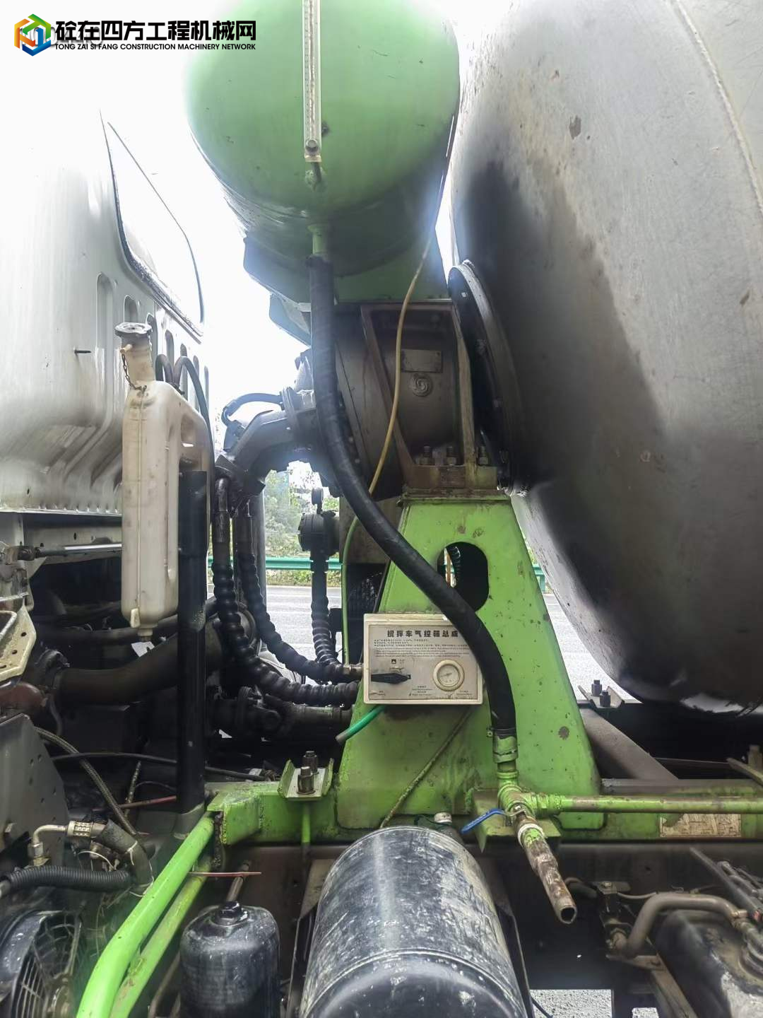 https://images.tongzsf.com/tong/truck_machine/20221130/16386ff379439c.jpg