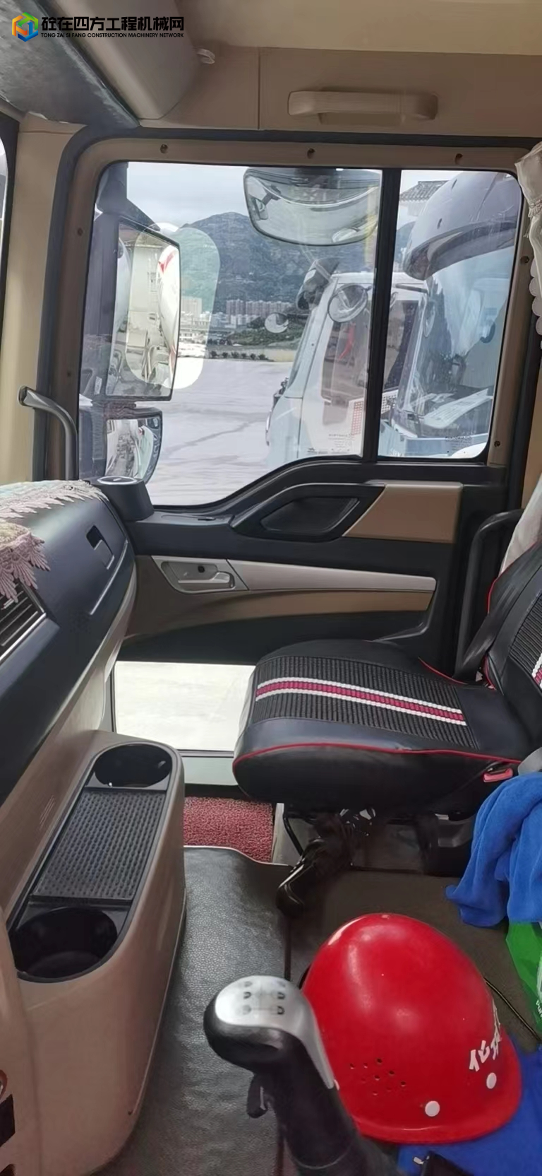 https://images.tongzsf.com/tong/truck_machine/20221202/163895f83244af.jpg