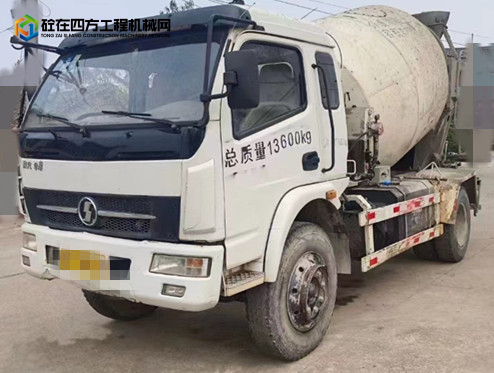 https://images.tongzsf.com/tong/truck_machine/20221205/1638d4b1e41ade.jpg