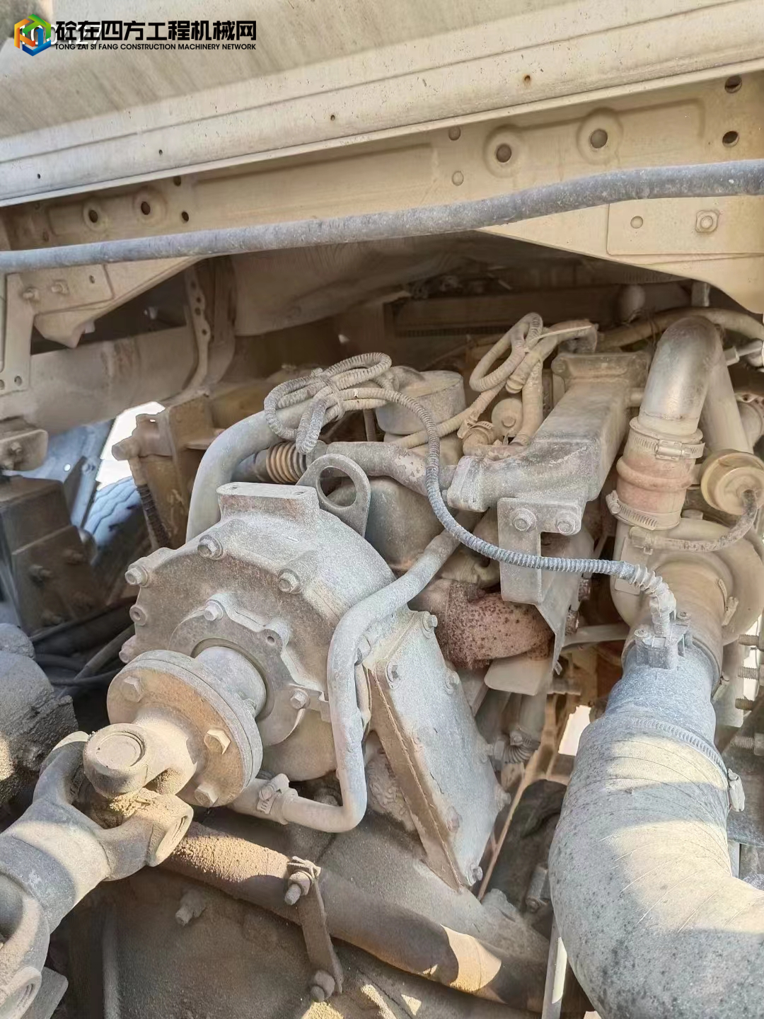 https://images.tongzsf.com/tong/truck_machine/20221205/1638d4b213bed9.jpg