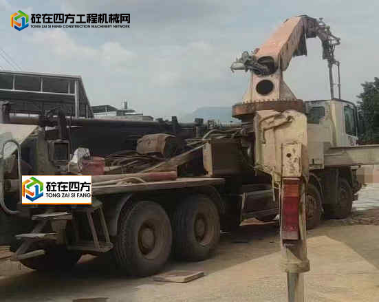https://images.tongzsf.com/tong/truck_machine/20221206/1638eb81b8e1d4.jpg