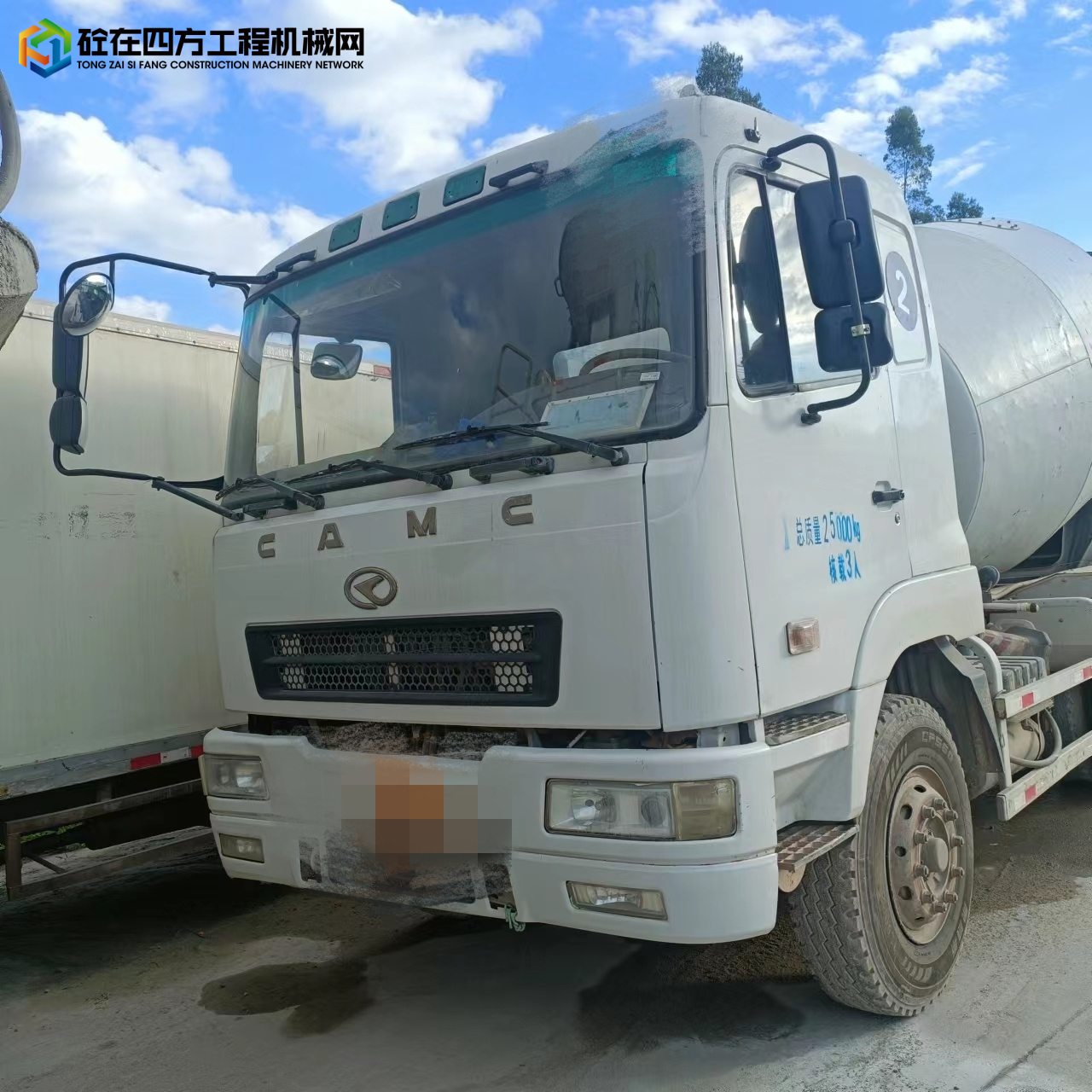 https://images.tongzsf.com/tong/truck_machine/20221206/1638f32bac2a3e.jpg