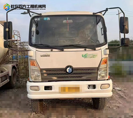 https://images.tongzsf.com/tong/truck_machine/20221207/1638ffa472d762.jpg