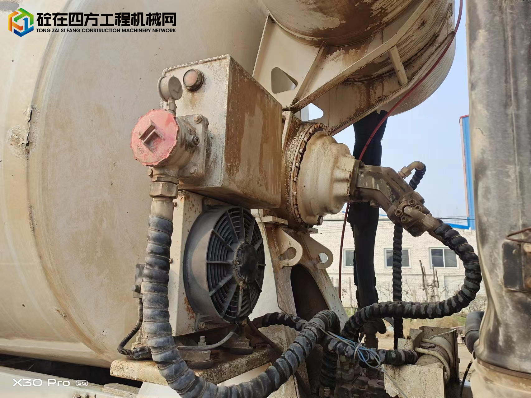 https://images.tongzsf.com/tong/truck_machine/20221208/163915ba56f18c.jpg