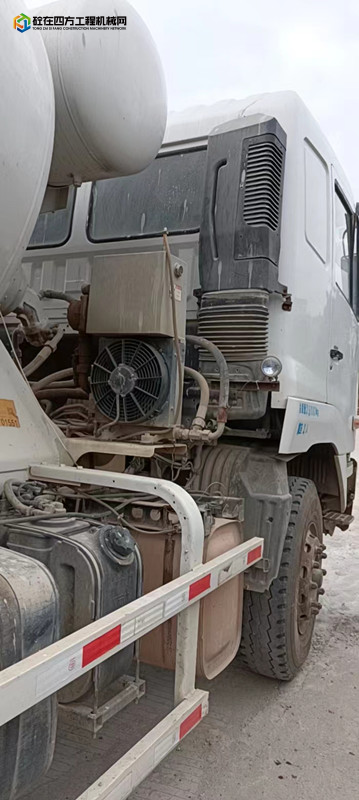 https://images.tongzsf.com/tong/truck_machine/20221208/16391932e0938b.jpg