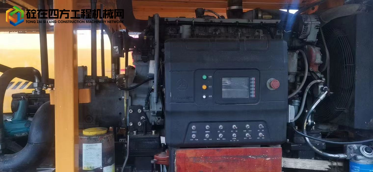 https://images.tongzsf.com/tong/truck_machine/20221209/163928b1ebfc33.jpg