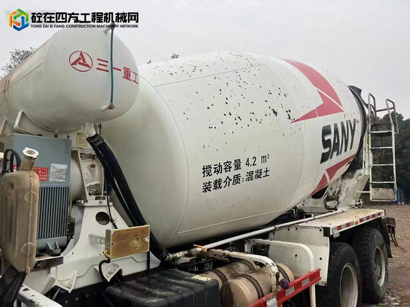 https://images.tongzsf.com/tong/truck_machine/20221209/16392b1e077b1d.jpg