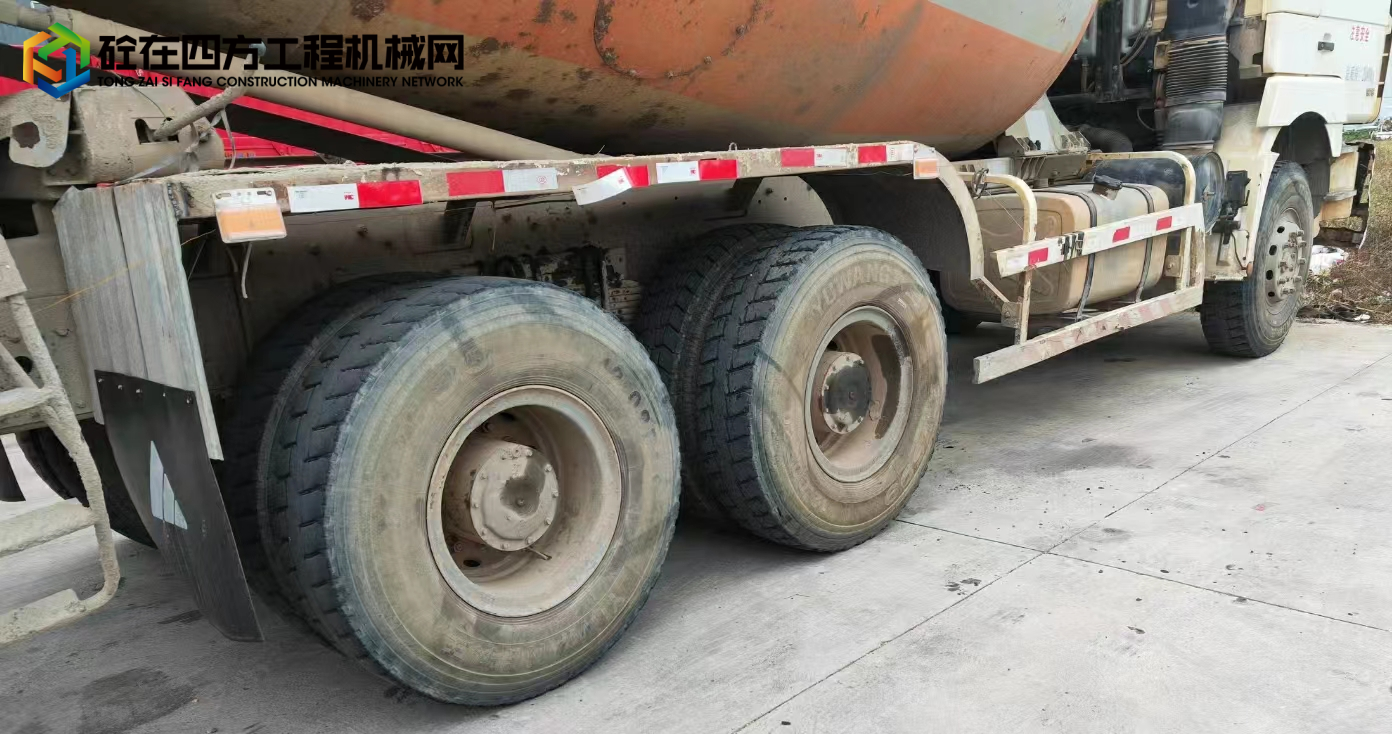 https://images.tongzsf.com/tong/truck_machine/20221209/16392cca284595.jpg