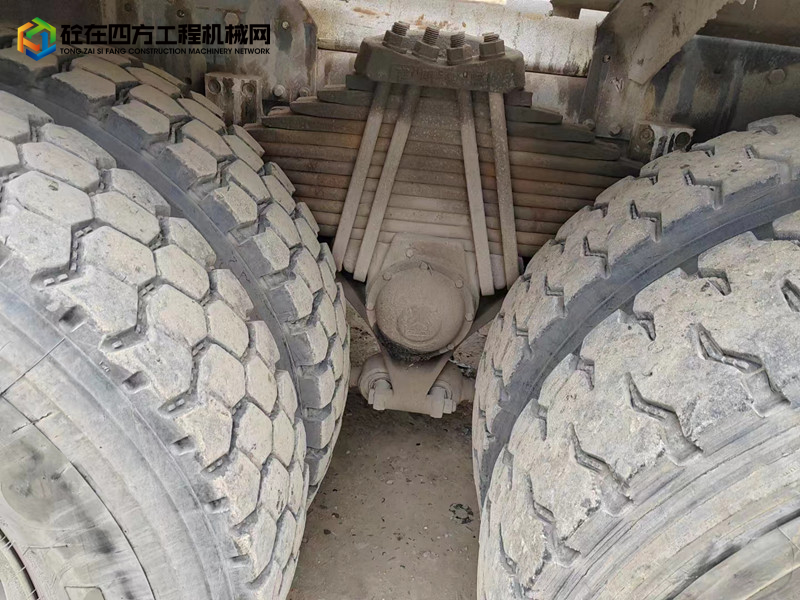 https://images.tongzsf.com/tong/truck_machine/20221212/163969571bd2bb.jpg