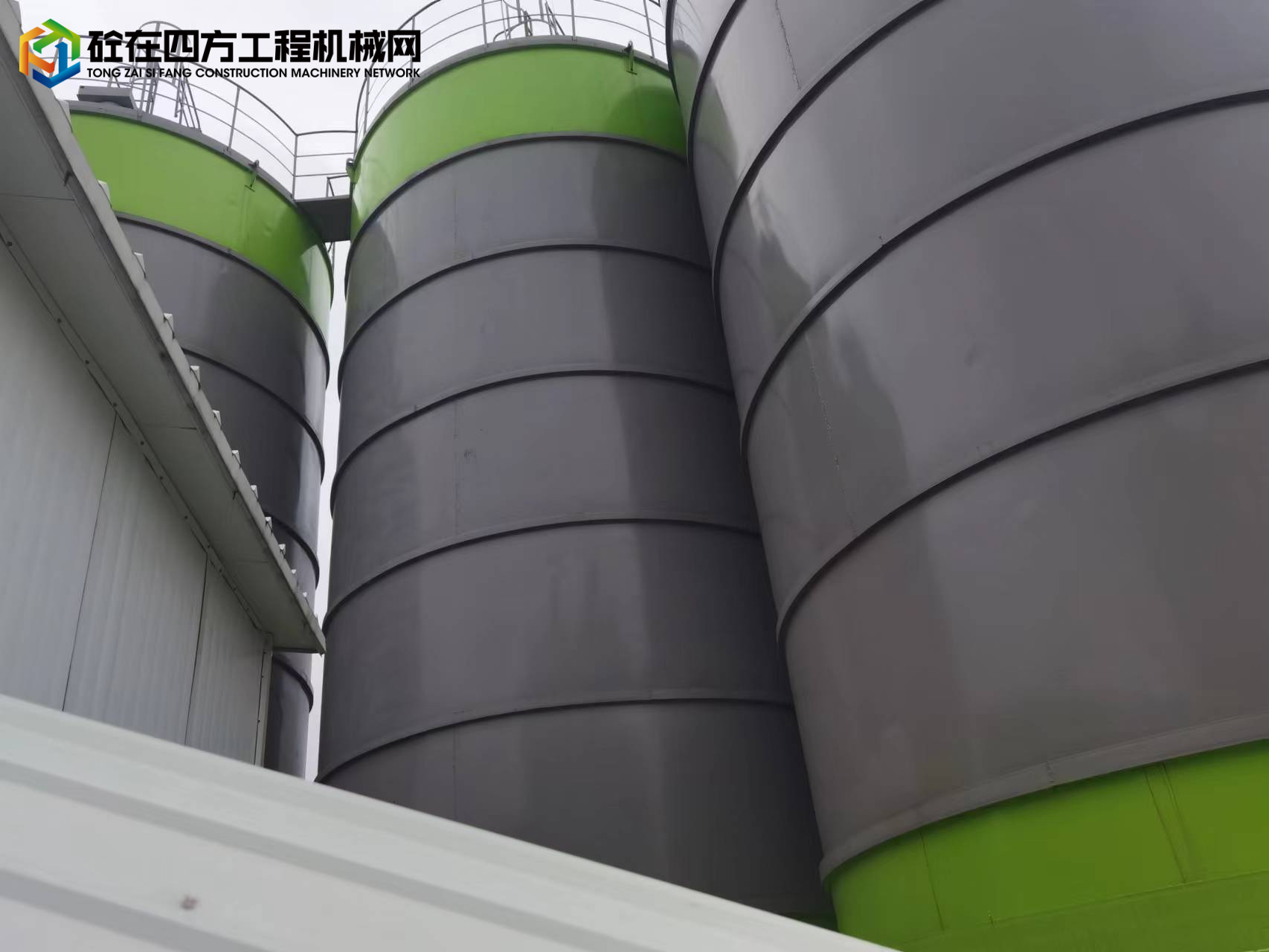 https://images.tongzsf.com/tong/truck_machine/20221212/16396987f9880f.jpg