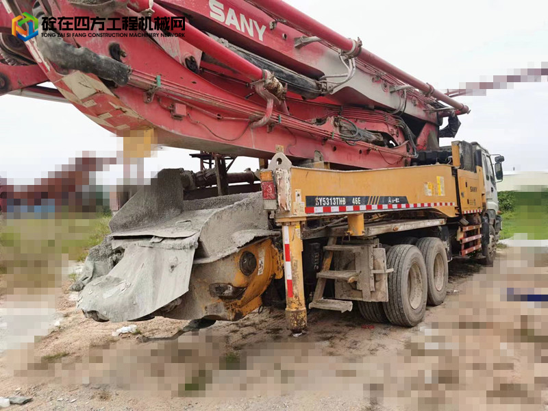 https://images.tongzsf.com/tong/truck_machine/20221212/16396cab63b3e6.jpg