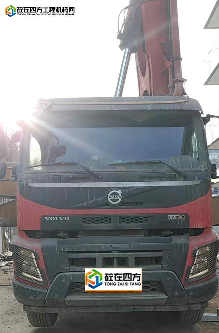 https://images.tongzsf.com/tong/truck_machine/20221213/163984236582ca.jpg