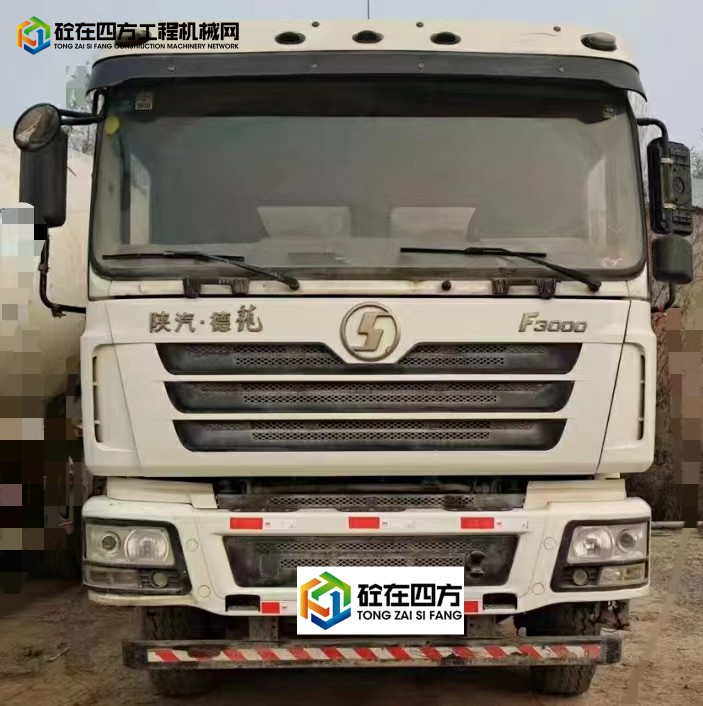 https://images.tongzsf.com/tong/truck_machine/20221214/163993b3db034a.jpg