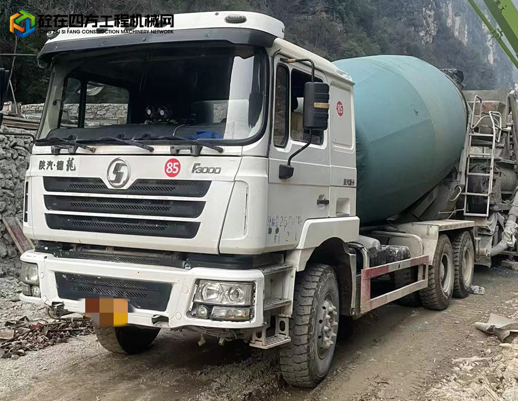 https://images.tongzsf.com/tong/truck_machine/20221214/163997d3edd609.jpg