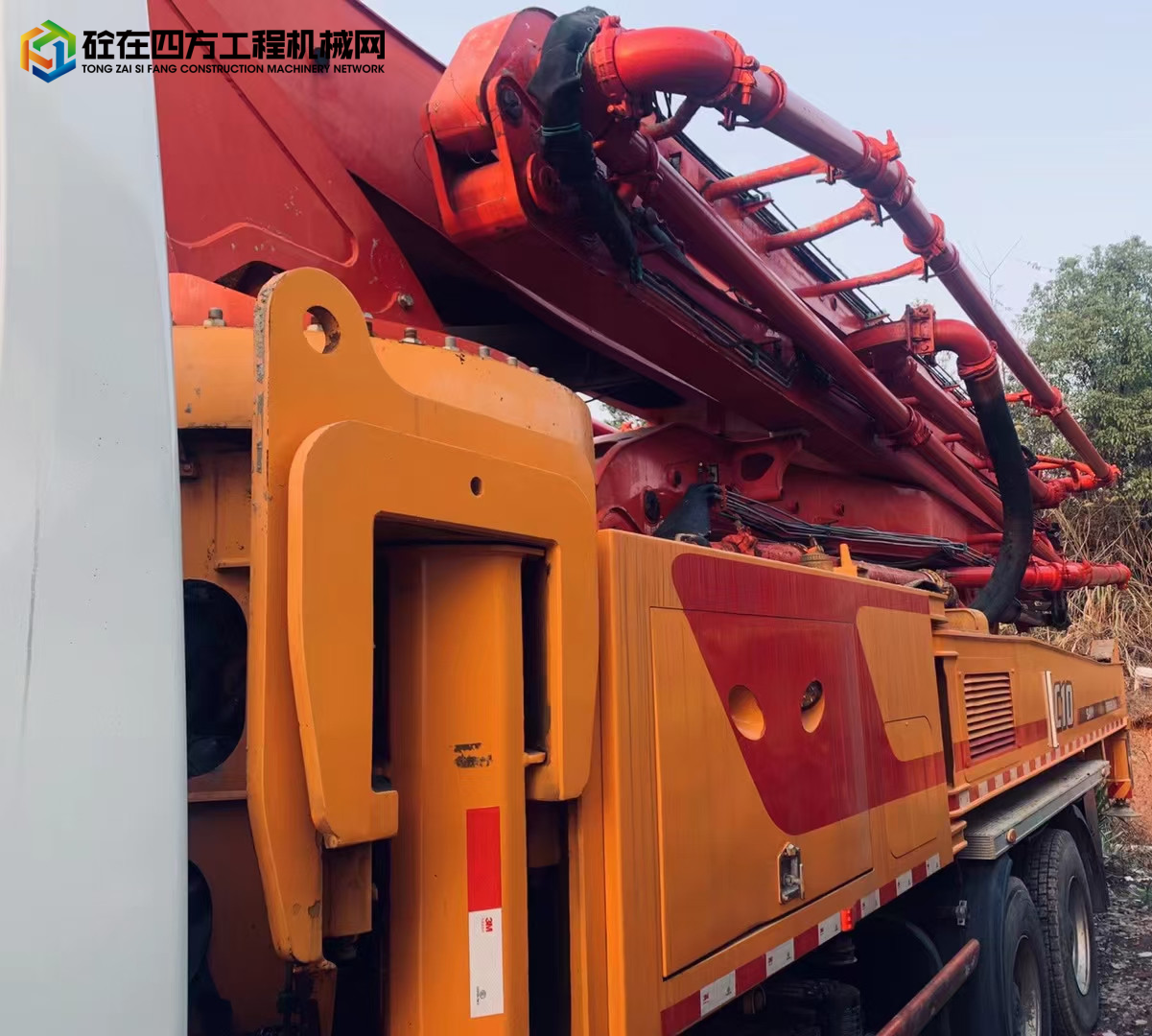 https://images.tongzsf.com/tong/truck_machine/20221214/163997fdeb65b3.jpg