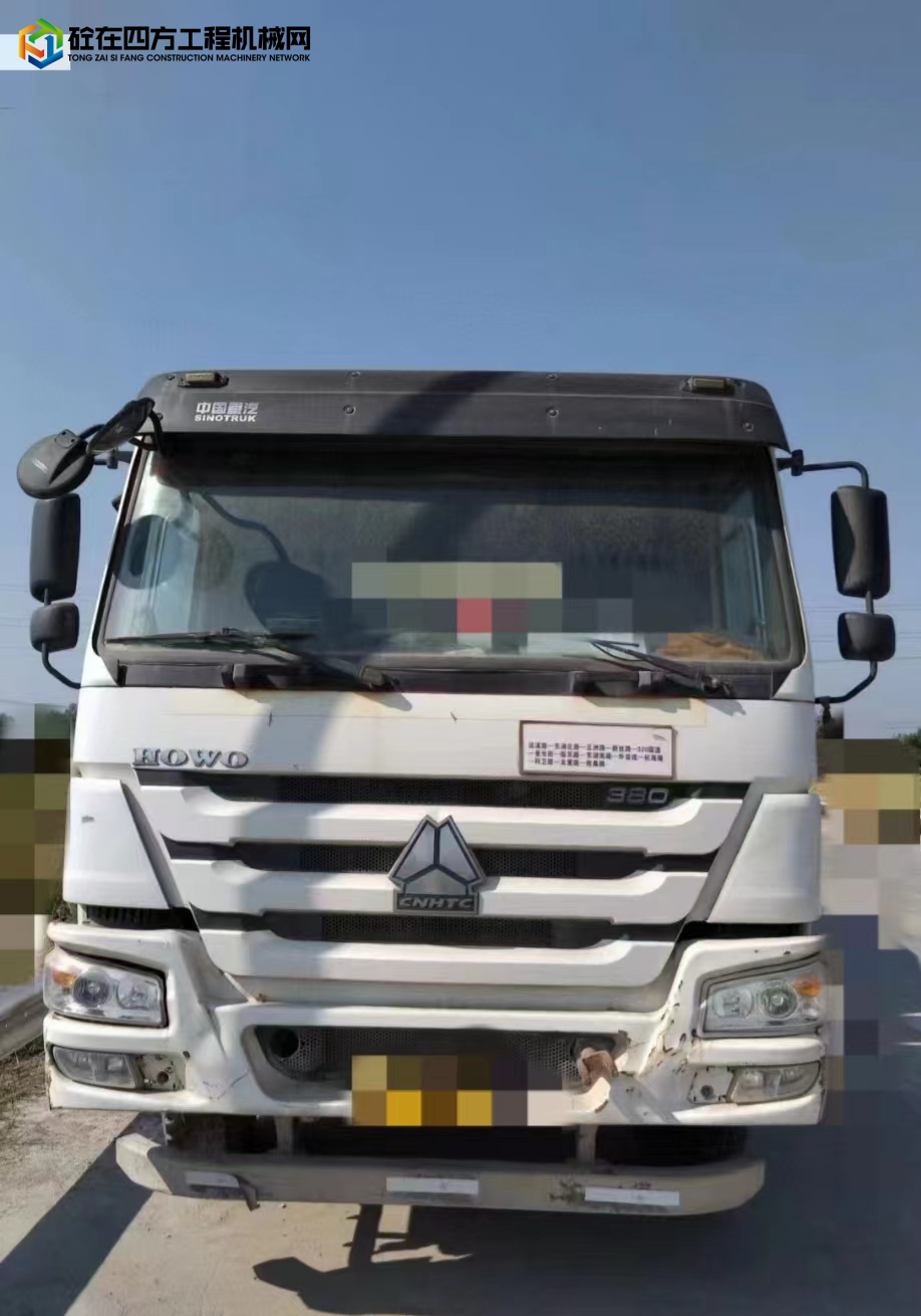 https://images.tongzsf.com/tong/truck_machine/20221221/163a2e0751e233.jpg