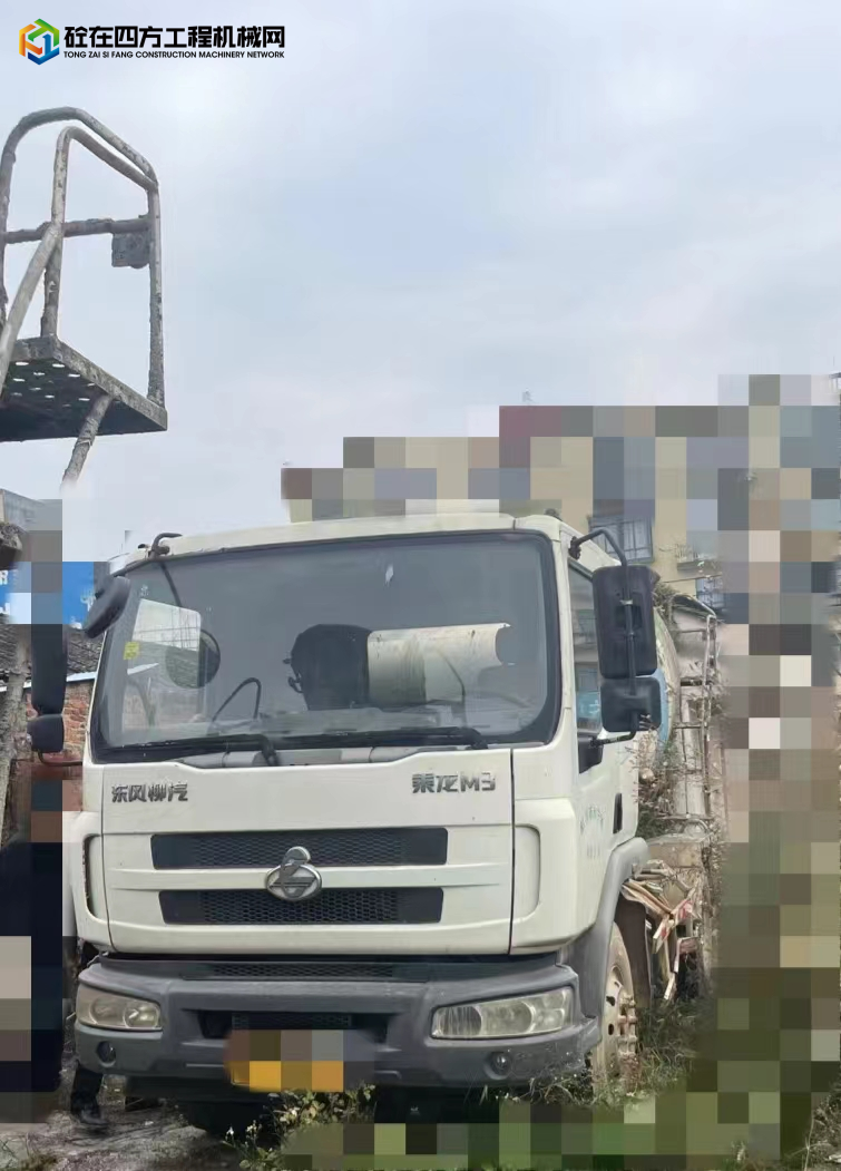 https://images.tongzsf.com/tong/truck_machine/20221222/163a3cb19d9367.jpg