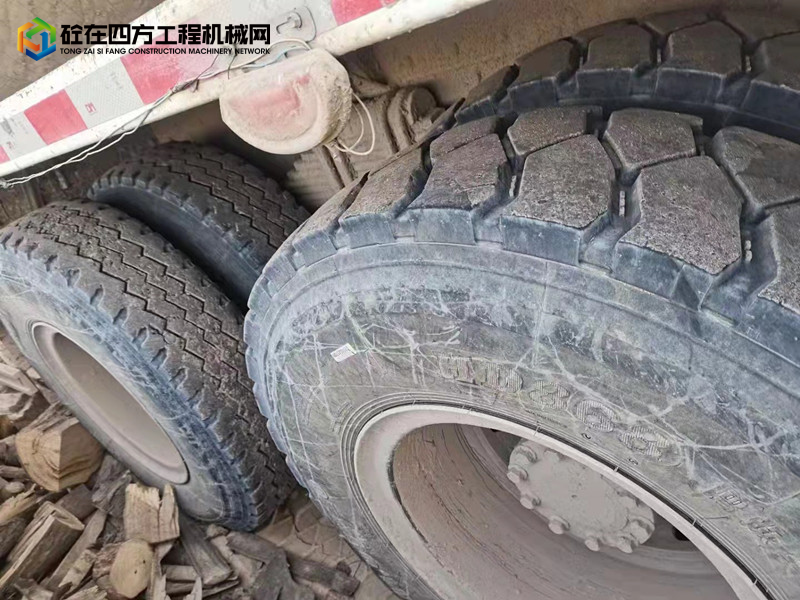 https://images.tongzsf.com/tong/truck_machine/20221227/163aa7b270dbef.jpg