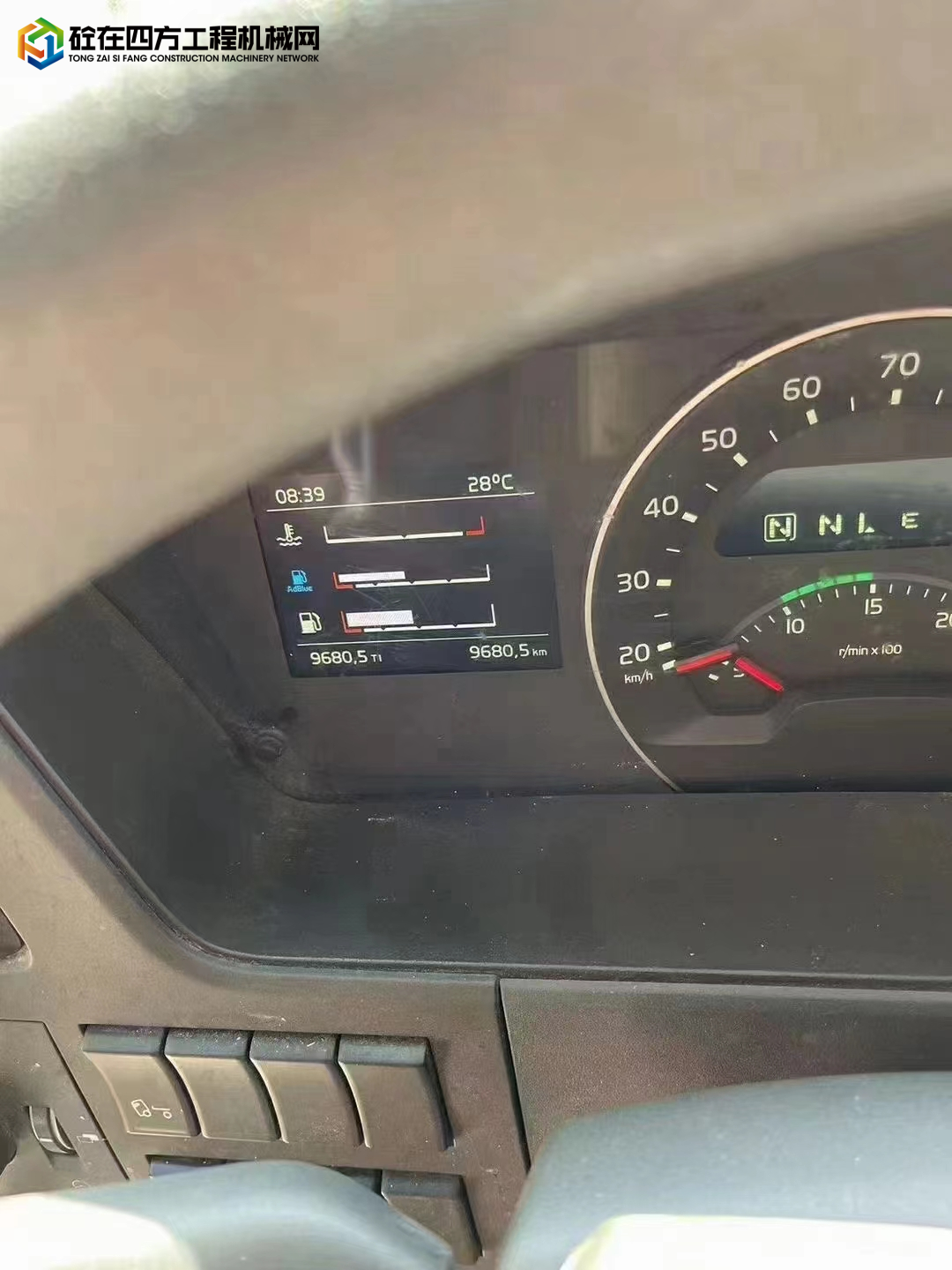 https://images.tongzsf.com/tong/truck_machine/20221231/163b04ff7a19e6.jpg