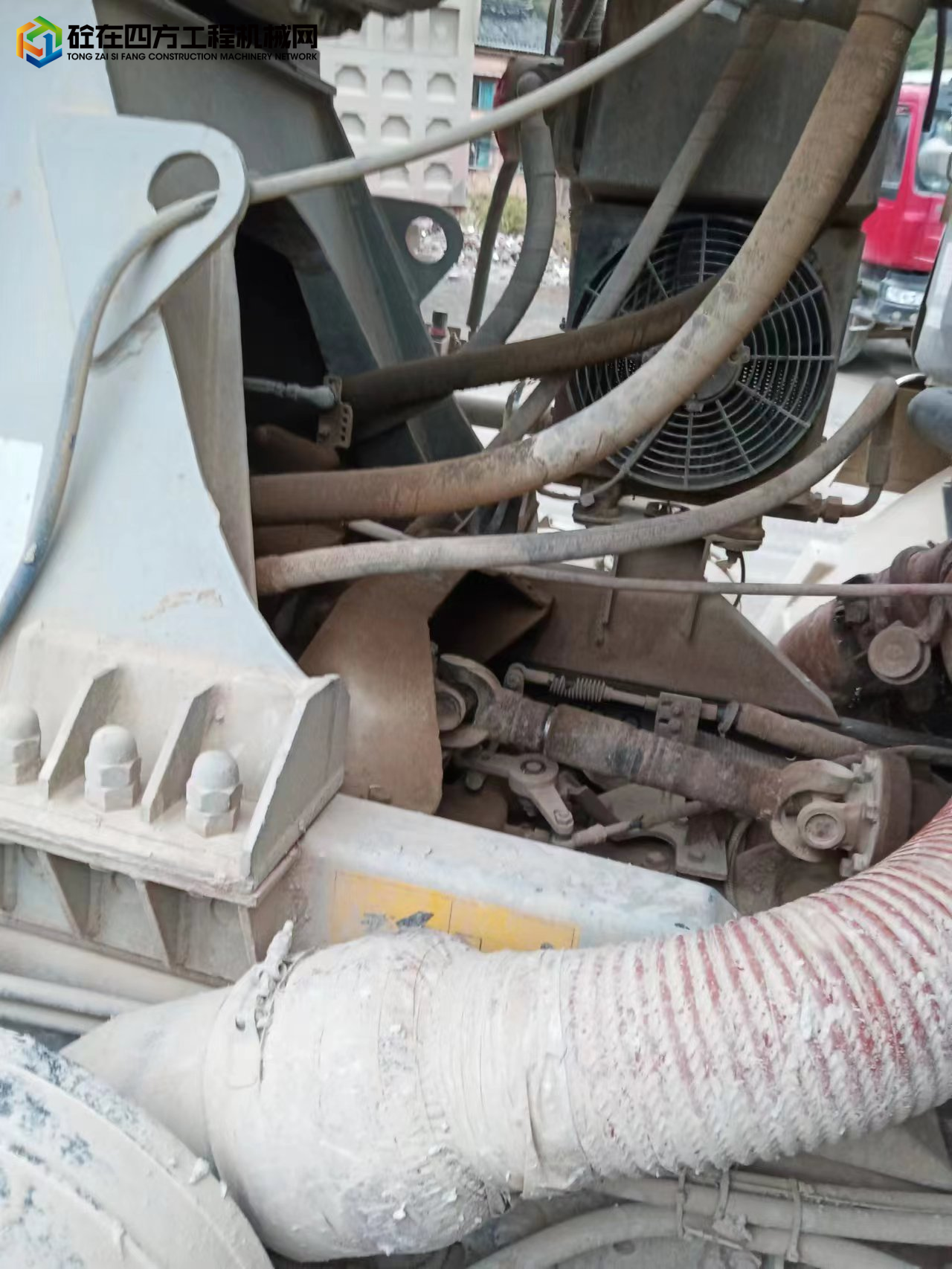 https://images.tongzsf.com/tong/truck_machine/20230104/163b51e7f486b0.jpg